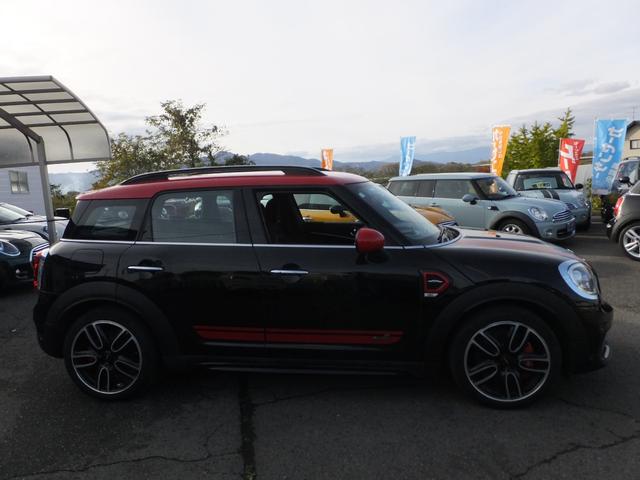 MINI ジョンクーパーワークス クロスオーバー(10枚目)