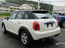 ＭＩＮＩ クーパー　ワンオーナー車・純正ＨＤＤナビ・純正ＡＷ・キーフリー・ＥＴＣ（6枚目）