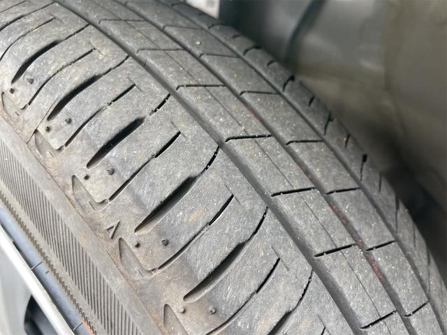 FA 4WD ワンオーナー 禁煙車 オートライト 電動格納ミラー シートヒーター MT 盗難防止システム ABS ESC CD ミュージックプレイヤー接続可 衝突安全ボディ エアコン パワーステアリング(21枚目)