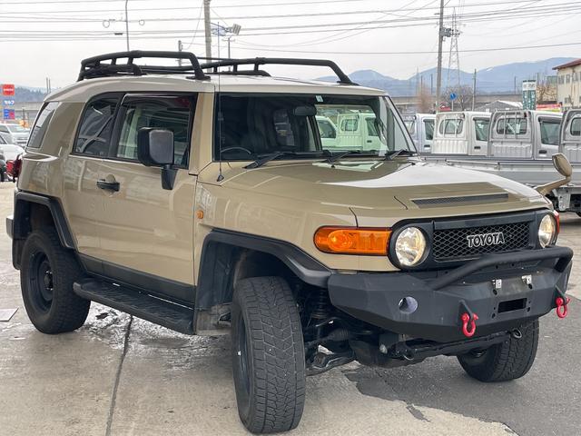 ＦＪクルーザー ベースグレード　４ＷＤ　ＥＴＣ　バックカメラ　クリアランスソナー　オートクルーズコントロール　ナビ　ＴＶ　キーレスエントリー　ＡＴ　盗難防止システム　衝突安全ボディ　ＣＤ　ＡＢＳ　ＥＳＣ　エアコン　パワーステアリング（13枚目）