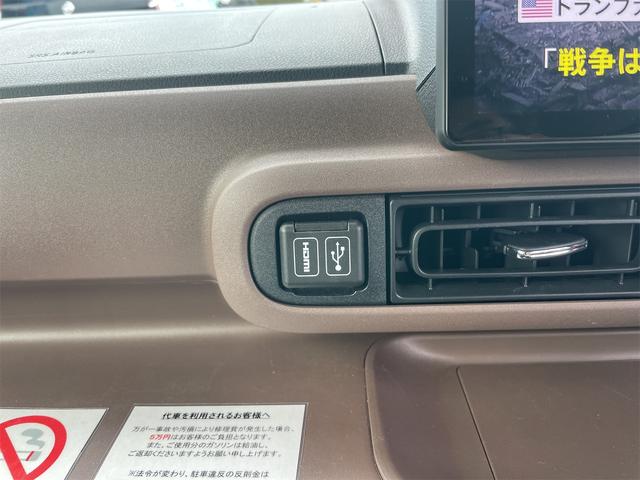 ムーヴキャンバス セオリーＧ　４ＷＤ　ＥＴＣ　全周囲カメラ　両側電動スライドドア　ナビ　ＴＶ　クリアランスソナー　オートクルーズコントロール　衝突被害軽減システム　オートライト　ＬＥＤヘッドランプ　スマートキー（11枚目）