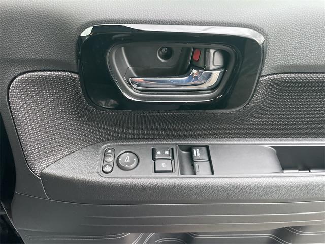 Ｎ－ＶＡＮ 　４ＷＤ　ＥＴＣ　バックカメラ　両側スライドドア　ナビ　ＴＶ　クリアランスソナー　オートクルーズコントロール　レーンアシスト　衝突被害軽減システム　オートライト　スマートキー　電動格納ミラー　ＣＶＴ（8枚目）