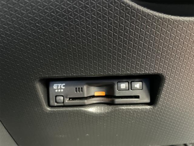 タント カスタムＸ　４ＷＤＥＴＣ　全周囲カメラ　ナビ　ＴＶ　クリアランスソナー　オートクルーズコントロール　衝突被害軽減システム　ＬＥＤヘッドランプ　スマートキー　アイドリングストップ　ＣＶＴ（5枚目）