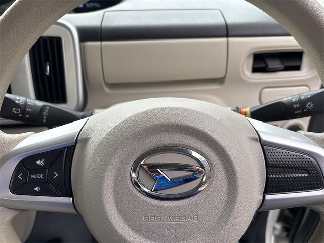 ムーヴキャンバス Ｘ　ＳＡＩＩＩ　４ＷＤ　ＥＴＣ　バックカメラ　両側電動スライドドア　ナビ　ＴＶ　衝突被害軽減システム　オートマチックハイビーム　スマートキー　アイドリングストップ　電動格納ミラー　ベンチシート　ＣＶＴ（7枚目）