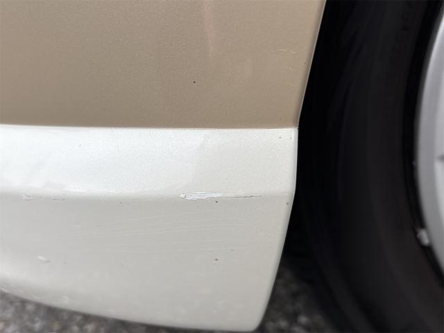 ムーヴキャンバス Ｘ　ＳＡＩＩＩ　４ＷＤ　ＥＴＣ　バックカメラ　両側電動スライドドア　ナビ　ＴＶ　衝突被害軽減システム　オートマチックハイビーム　スマートキー　アイドリングストップ　電動格納ミラー　ベンチシート　ＣＶＴ（16枚目）