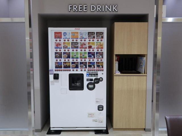 S 純正ナビ バックカメラ スマートキー ETC ドライブレコーダー ステアリングスイッチ 禁煙車(62枚目)