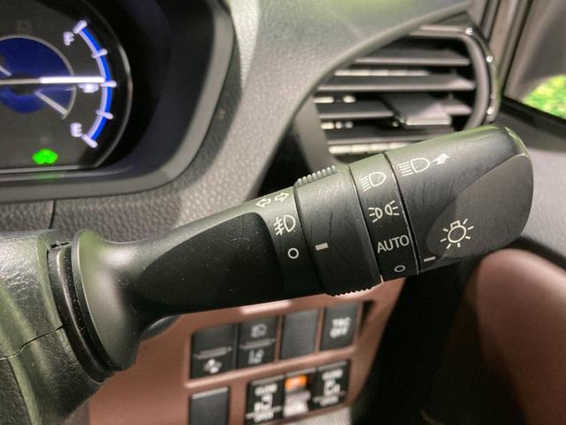 ハイブリッドGi 純正10型ナビ 両側電動ドア 衝突軽減装置 禁煙 バックカメラ ETC シートヒーター ハーフレザーシート LEDヘッド クルコン リアオートエアコン オートハイビーム 車線逸脱警報 スマートキー(52枚目)