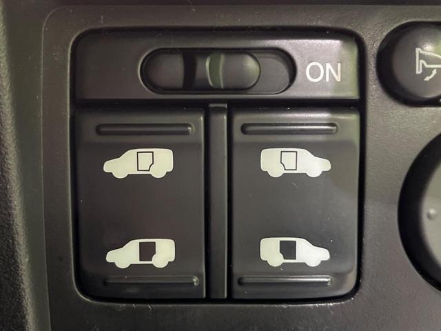 ジャストセレクション 禁煙車 両側電動スライドドア 純正ナビ バックカメラ ドライブレコーダー クルーズコントロール HIDヘッドライト 革巻きステアリング ハーフレザーシート スマートキー オートエアコン オートライト(3枚目)