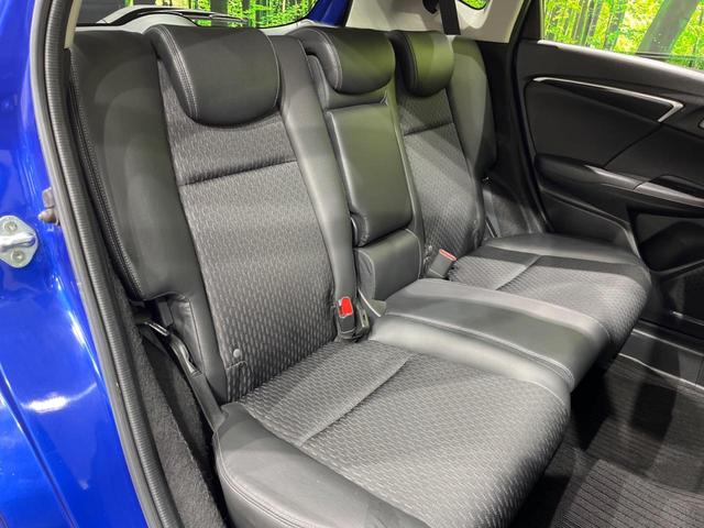 13G・Lパッケージ ファインエディション 衝突軽減装置 禁煙車 純正SDナビ バックカメラ bluetooth再生 ETC ハーフレザーシート LEDヘッドライト スマートキー クルーズコントロール ドラレコ オートライト オートエアコン(10枚目)