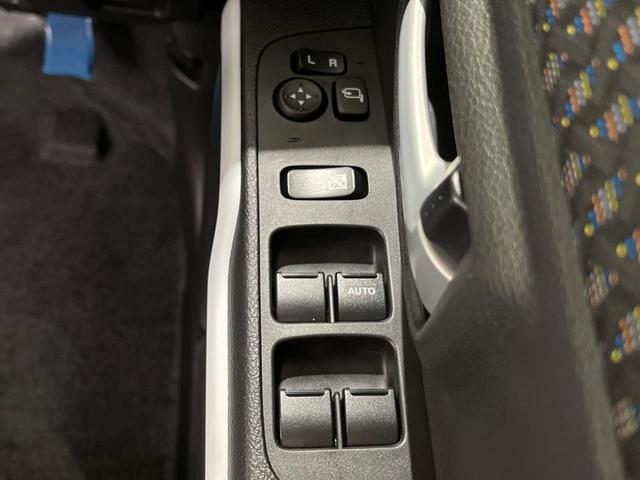 ハイブリッドXターボ 純正9インチナビ 全周囲カメラ 衝突軽減装置 禁煙車 アダプティブクルーズ Bluetooth再生 フルセグTV シートヒーター LEDヘッドライト スマートキー 踏み間違い防止 コーナーセンサー(47枚目)