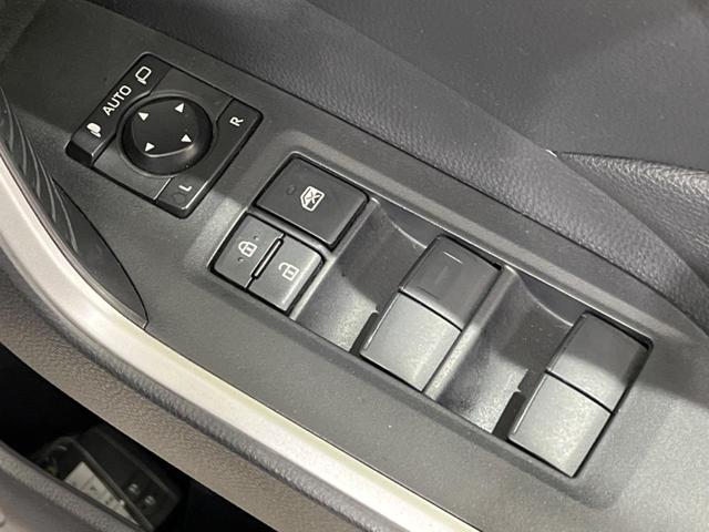 ＲＡＶ４ ハイブリッドＸ　衝突軽減装置　禁煙車　純正ナビ　レーダークルーズ　バックカメラ　ＥＴＣ　Ｂｌｕｅｔｏｏｔｈ　フルセグ　ＬＥＤヘッドライト　レーンキープアシスト　オートマチックハイビーム　車線逸脱警報　スマートキー（38枚目）