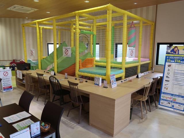 スペーシア ハイブリッドＸ　ナビ　セーフティサポート　両側パワースライドドア　ＥＴＣ　リアパーキングセンサー　オートライト　シートヒーター　スマートキー　運転席シートリフター　電動格納ドアミラー　シートバックポケット（80枚目）