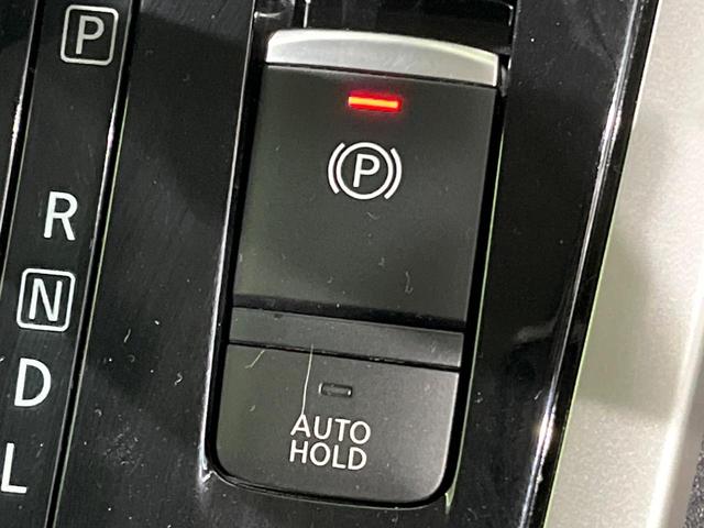 セレナ ハイウェイスター　プロパイロットエディション　純正ナビ　後席モニター　フルセグ　バックカメラ　プロパイロット　ハンズフリー両側電動ドア　電動パーキングブレーキ　オートブレーキホールド　前後ソナー　インテリキー　ドラレコ　ＥＴＣ　革巻きハンドル（29枚目）
