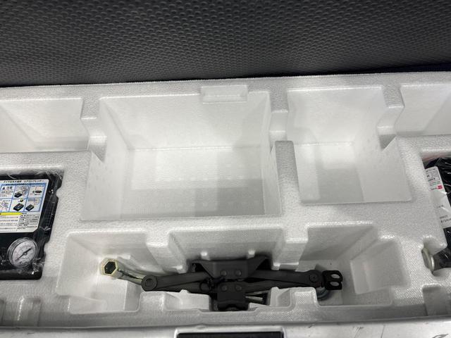 アルト L デュアルセンサーブレーキサポート 誤発進抑制機能 車線逸脱警報 リアパーキングセンサー オートライト ハイビームアシスト エネチャージ アイドリングストップ シートヒーター 純正CDオーディオ(38枚目)