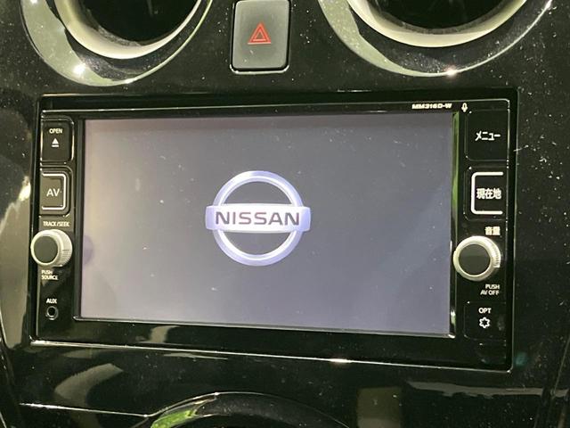 ノート ｅ－パワー　Ｘ　純正ナビ　全周囲カメラ　エマージェンシーブレーキ　車線逸脱警報　ＬＥＤヘッド　オートライト　前後ソナー　インテリキー　ドラレコ　ＥＴＣ　デジタルインナーミラー　オートエアコン　シートリフター　禁煙車（3枚目）