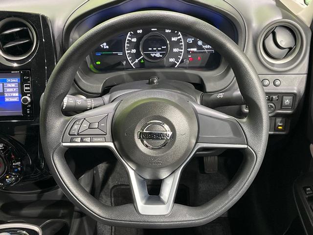 ノート ｅ－パワー　Ｘ　純正ナビ　全周囲カメラ　エマージェンシーブレーキ　車線逸脱警報　ＬＥＤヘッド　オートライト　前後ソナー　インテリキー　ドラレコ　ＥＴＣ　デジタルインナーミラー　オートエアコン　シートリフター　禁煙車（11枚目）