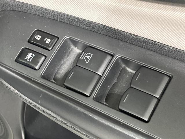 ノート ｅ－パワー　Ｘ　純正ナビ　全周囲カメラ　エマージェンシーブレーキ　車線逸脱警報　ＬＥＤヘッド　オートライト　前後ソナー　インテリキー　ドラレコ　ＥＴＣ　デジタルインナーミラー　オートエアコン　シートリフター　禁煙車（37枚目）
