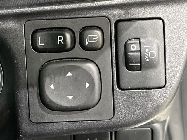 アクア Ｓスタイルブラック　後期　純正９型ナビ　バックカメラ　セーフティセンス　クリアランスソナー　パーキングサポートブレーキ　ＬＥＤヘッド　オートライト　スマートキー　ドラレコ　ＥＴＣ　アームレスト　オートエアコン　禁煙車（39枚目）