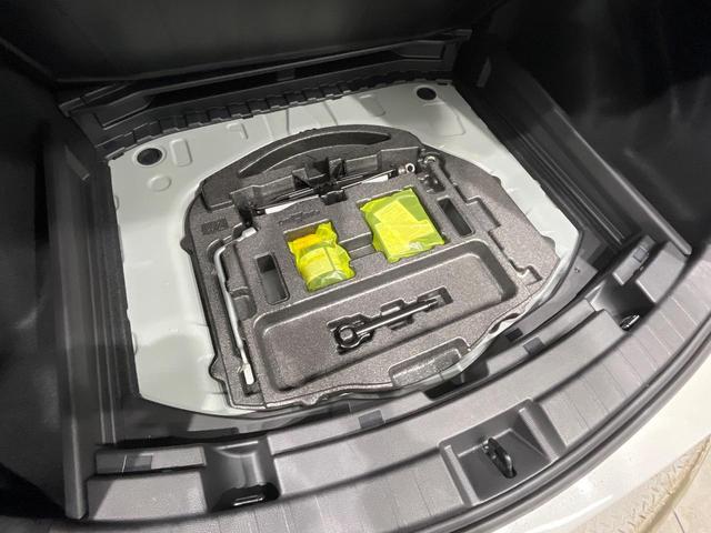 カローラツーリング ダブルバイビー　純正９型ディスプレイオーティオ　バックカメラ　白合皮シート　シートヒーター　ステアリングヒーター　セーフティセンス　レーダークルーズ　ＣＤ／ＤＶＤ　クリアランスソナー　ＬＥＤヘッド　ＬＥＤデイライト（47枚目）