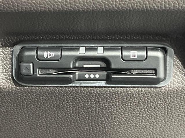 フリード+ G 後期 純正ナビ フルセグ バックカメラ アダプティブクルーズ 両側電動ドア LEDヘッド オートライト シートヒーター スマートキー アームレスト プラズマクラスター付オートエアコン 電動ドアミラー(40枚目)