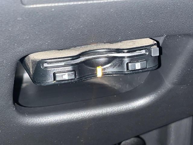 キャスト アクティバＧ　ＳＡＩＩ　デザインフィルムトップ　ＳＤナビＴＶ　スマートアシスト２　ＬＥＤヘッド　オートライト　スマートキー　ＥＴＣ　シートリフター　革巻きステアリング　オートエアコン　純正１５インチアルミ　電動ミラー　禁煙車（5枚目）