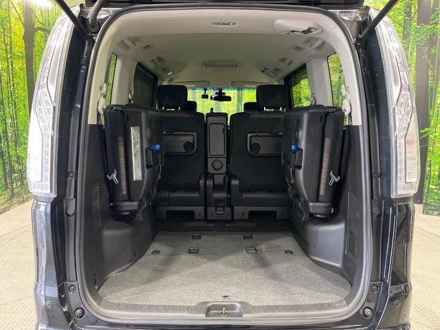 セレナ ハイウェイスター　Ｖセレ＋セーフティＩＩ　ＳＨＶ　後期　純正８型ナビ　後席モニター　全周囲カメラ　エマージェンシーブレーキ　前後ソナー　両側電動ドア　ＬＥＤヘッドライト　オートライト　アイドリングストップ　インテリキー　ダブルオートエアコン　ドラレコ（11枚目）