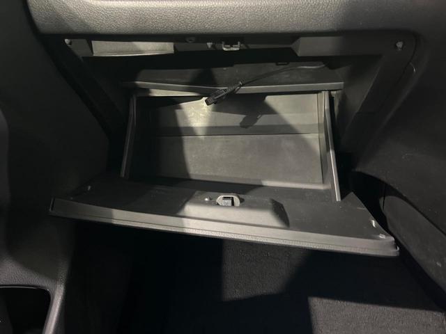 セレナ ハイウェイスター　Ｖセレ＋セーフティＩＩ　ＳＨＶ　後期　純正８型ナビ　後席モニター　全周囲カメラ　エマージェンシーブレーキ　前後ソナー　両側電動ドア　ＬＥＤヘッドライト　オートライト　アイドリングストップ　インテリキー　ダブルオートエアコン　ドラレコ（25枚目）