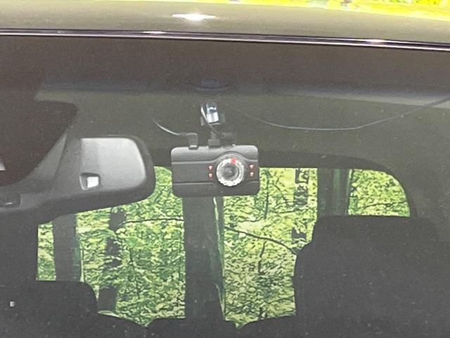 セレナ ハイウェイスター　Ｖセレ＋セーフティＩＩ　ＳＨＶ　後期　純正８型ナビ　後席モニター　全周囲カメラ　エマージェンシーブレーキ　前後ソナー　両側電動ドア　ＬＥＤヘッドライト　オートライト　アイドリングストップ　インテリキー　ダブルオートエアコン　ドラレコ（26枚目）