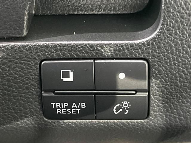 セレナ ハイウェイスター　Ｖセレ＋セーフティＩＩ　ＳＨＶ　後期　純正８型ナビ　後席モニター　全周囲カメラ　エマージェンシーブレーキ　前後ソナー　両側電動ドア　ＬＥＤヘッドライト　オートライト　アイドリングストップ　インテリキー　ダブルオートエアコン　ドラレコ（35枚目）