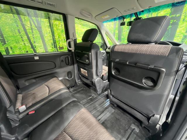 セレナ ハイウェイスター　Ｖセレ＋セーフティＩＩ　ＳＨＶ　後期　純正８型ナビ　後席モニター　全周囲カメラ　エマージェンシーブレーキ　前後ソナー　両側電動ドア　ＬＥＤヘッドライト　オートライト　アイドリングストップ　インテリキー　ダブルオートエアコン　ドラレコ（42枚目）