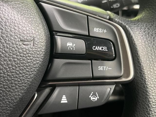 WR-V X 登録済未使用車 禁煙車 純正8インチコネクトナビ バックカメラ ホンダセンシング アダプティブクルーズ パーキングセンサー LEDヘッド オートライト スマートキー オートエアコン パドルシフト(6枚目)