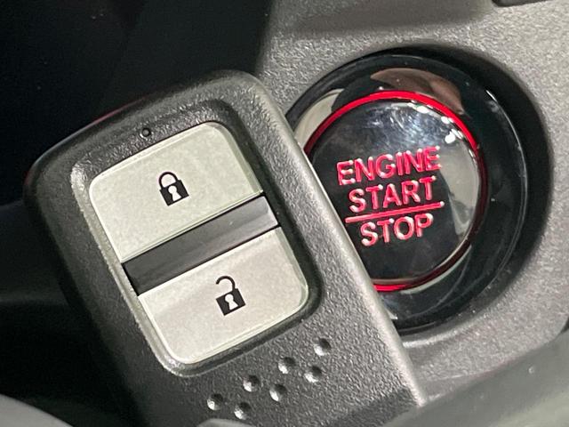 WR-V X 登録済未使用車 禁煙車 純正8インチコネクトナビ バックカメラ ホンダセンシング アダプティブクルーズ パーキングセンサー LEDヘッド オートライト スマートキー オートエアコン パドルシフト(7枚目)