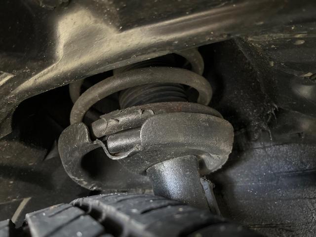 ラフェスタ ハイウェイスターG 純正ナビTV バックカメラ 両側電動ドア HIDヘッド オートライト アイドリングストップ インテリキー オートエアコン 革巻きステアリング 電動ミラー リアスポイラー トラクションコントロール(20枚目)