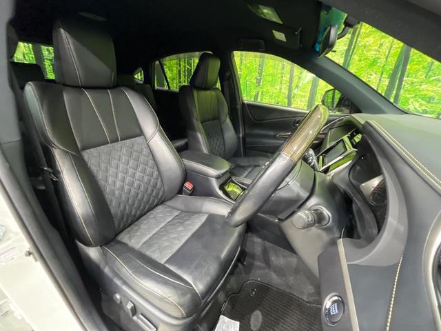 ハリアー エレガンス 純正フルエアロ 黒内装 純正ナビ フルセグ バックカメラ LEDヘッド オートライト スマートキー アイドリングストップ 黒合皮ファブリックシート パワーシート ウッド革コンビステアリング ETC(8枚目)