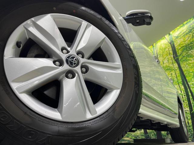 ハリアー エレガンス 純正フルエアロ 黒内装 純正ナビ フルセグ バックカメラ LEDヘッド オートライト スマートキー アイドリングストップ 黒合皮ファブリックシート パワーシート ウッド革コンビステアリング ETC(13枚目)