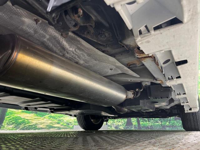 ハリアー エレガンス 純正フルエアロ 黒内装 純正ナビ フルセグ バックカメラ LEDヘッド オートライト スマートキー アイドリングストップ 黒合皮ファブリックシート パワーシート ウッド革コンビステアリング ETC(21枚目)