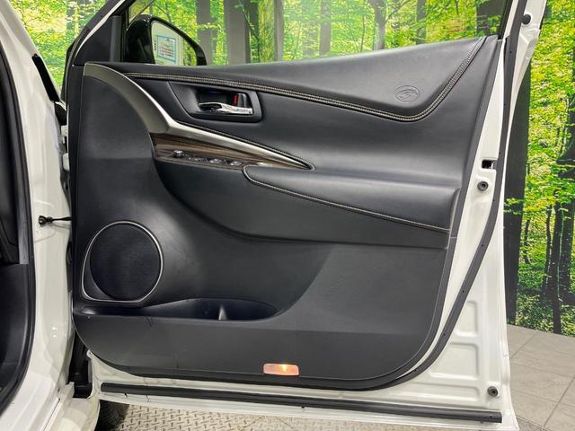 ハリアー エレガンス 純正フルエアロ 黒内装 純正ナビ フルセグ バックカメラ LEDヘッド オートライト スマートキー アイドリングストップ 黒合皮ファブリックシート パワーシート ウッド革コンビステアリング ETC(38枚目)