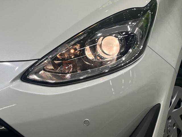 アクア Sスタイルブラック 後期 純正SDナビ バックカメラ セーフティセンス クリアランスソナー パーキングサポートブレーキ スマートキー ドラレコ ETC アームレスト オートライト シートリフター オートエアコン 禁煙車(12枚目)