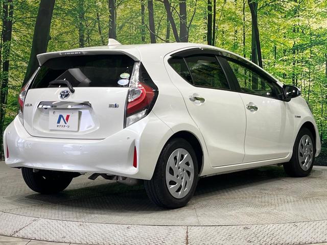 アクア Sスタイルブラック 後期 純正SDナビ バックカメラ セーフティセンス クリアランスソナー パーキングサポートブレーキ スマートキー ドラレコ ETC アームレスト オートライト シートリフター オートエアコン 禁煙車(17枚目)