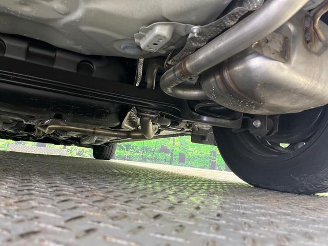 アクア Sスタイルブラック 後期 純正SDナビ バックカメラ セーフティセンス クリアランスソナー パーキングサポートブレーキ スマートキー ドラレコ ETC アームレスト オートライト シートリフター オートエアコン 禁煙車(23枚目)