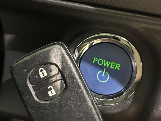 アクア Sスタイルブラック 後期 純正SDナビ バックカメラ セーフティセンス クリアランスソナー パーキングサポートブレーキ スマートキー ドラレコ ETC アームレスト オートライト シートリフター オートエアコン 禁煙車(37枚目)