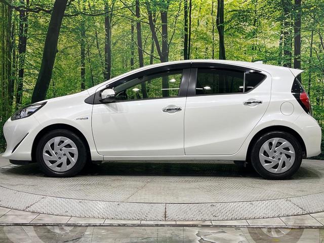 アクア Sスタイルブラック 後期 純正SDナビ バックカメラ セーフティセンス クリアランスソナー パーキングサポートブレーキ スマートキー ドラレコ ETC アームレスト オートライト シートリフター オートエアコン 禁煙車(48枚目)