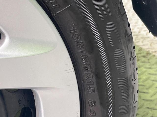 アクア Sスタイルブラック 後期 純正SDナビ バックカメラ セーフティセンス クリアランスソナー パーキングサポートブレーキ スマートキー ドラレコ ETC アームレスト オートライト シートリフター オートエアコン 禁煙車(50枚目)