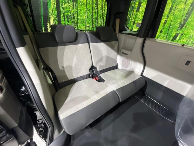 N-BOX ベースグレード 届出済未使用車 ホンダセンシング アダプティブクルーズ 電動スライドドア スマートキー LEDヘッド オートライト シートヒーター オートエアコン アームレスト シートリフター 充電用USBタイプC(9枚目)