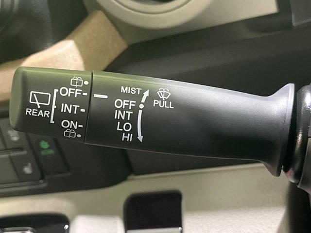 N-BOX ベースグレード 届出済未使用車 ホンダセンシング アダプティブクルーズ 電動スライドドア スマートキー LEDヘッド オートライト シートヒーター オートエアコン アームレスト シートリフター 充電用USBタイプC(28枚目)