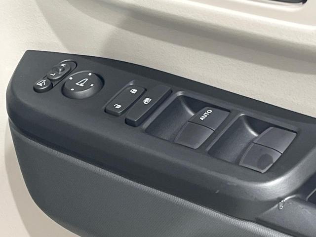 N-BOX ベースグレード 届出済未使用車 ホンダセンシング アダプティブクルーズ 電動スライドドア スマートキー LEDヘッド オートライト シートヒーター オートエアコン アームレスト シートリフター 充電用USBタイプC(32枚目)