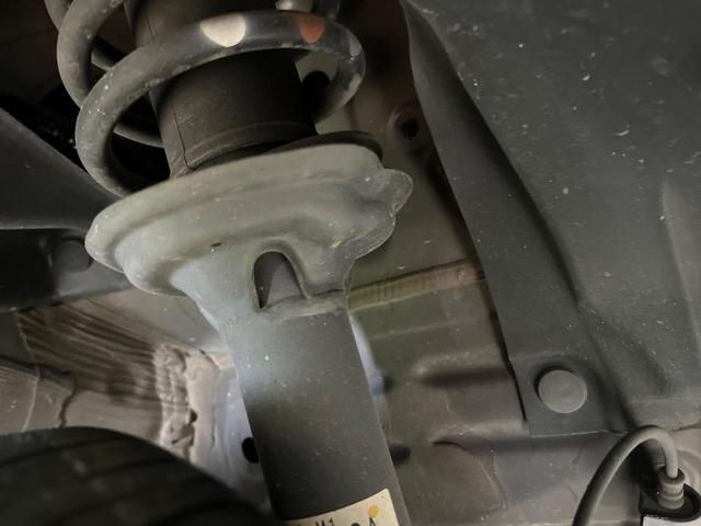 N-ONE G・Lパッケージ 純正ディスプレイオーディオ バックカメラ ETC HIDヘッドライト オートライト アイドリングストップ スマートキー オートエアコン シートリフター 電動格納ドアミラー Bluetooth 禁煙車(20枚目)