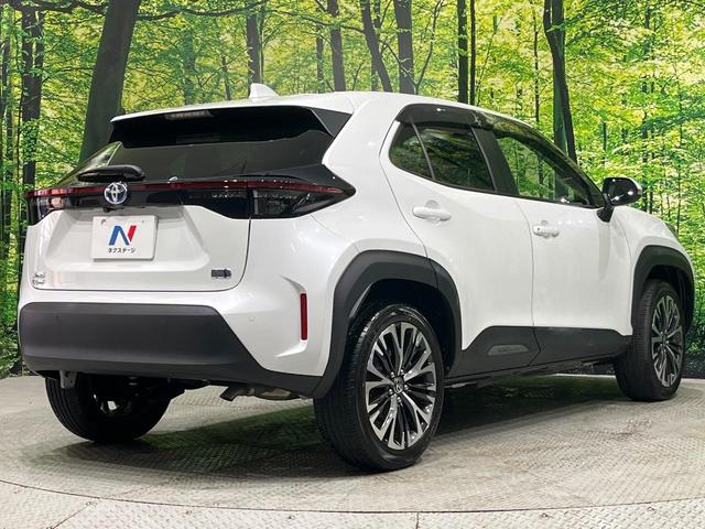 ヤリスクロス ハイブリッドZ 純正8型ディスプレイオーティオ 全周囲カメラ セーフティセンス レーダークルーズ ブラインドスポットモニター パーキングサポートブレーキ LEDヘッドライト パワーシート シートヒーター スマートキー(17枚目)