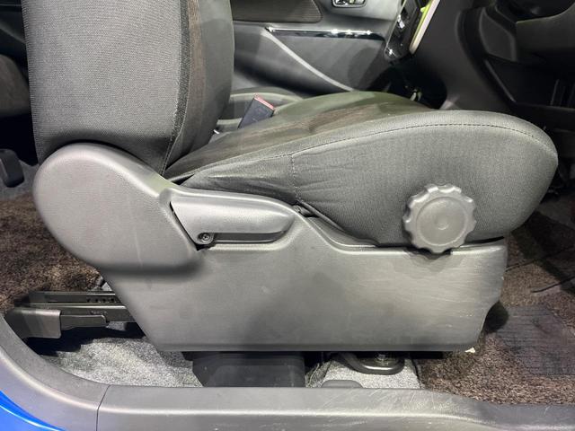 デイズ ハイウェイスター　Ｘ　純正ナビ　フルセグ　全周囲カメラ　エマージェンシーブレーキ　ＨＩＤヘッド　オートライト　ハイビームアシスト　アイドリングストップ　インテリキー　革巻きステアリング　ステアリングスイッチ　オートエアコン（37枚目）