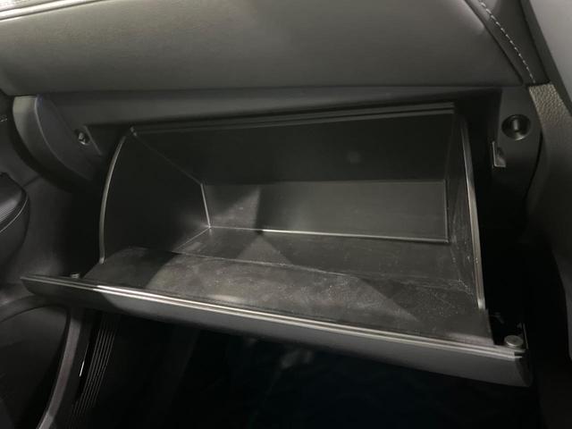 ハリアーハイブリッド Ｚ　４ＷＤ　純正１２．３型ナビ　全周囲カメラ　ＪＢＬ　ハンズフリーパワーバックドア　セーフティセンス　レーダークルーズ　ブラインドスポットモニター　クリアランスソナー　デジタルインナーミラー　パワーシ―ト（24枚目）